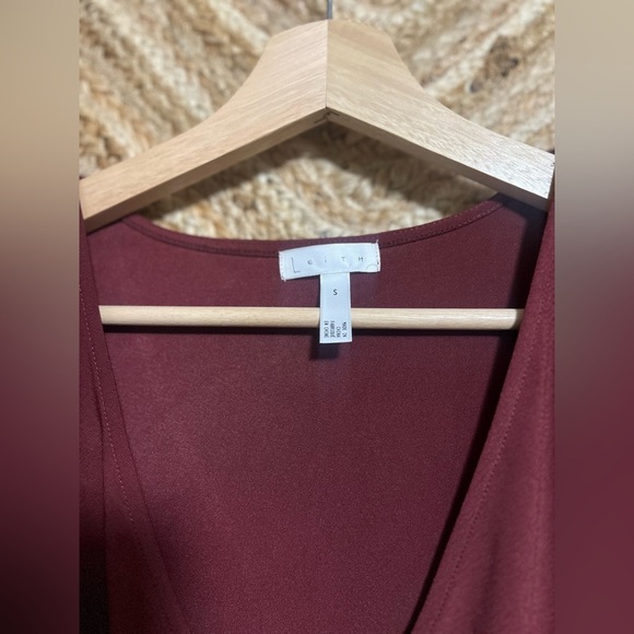 Leith Women's Maroon Red Ruched Long Sleeve Dress,V Neck,Size S, Great Condition - Picture 3 of 10
